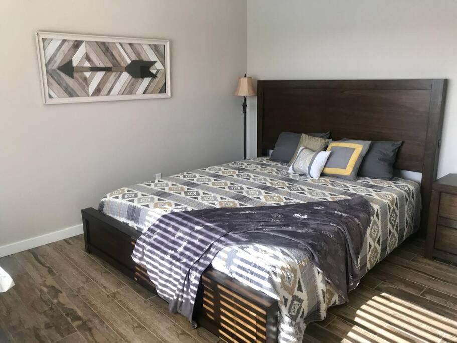 Private View On The Lake Side Of 95! Sleeps 16 เลคฮาวาซูซิตี้ ภายนอก รูปภาพ